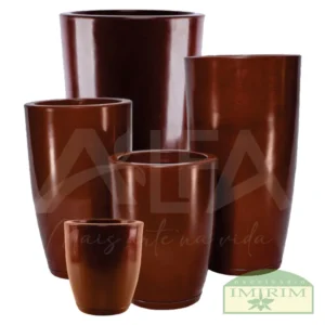 Vaso Rotomoldado Coluna Redonda Polida Marrom com Prato